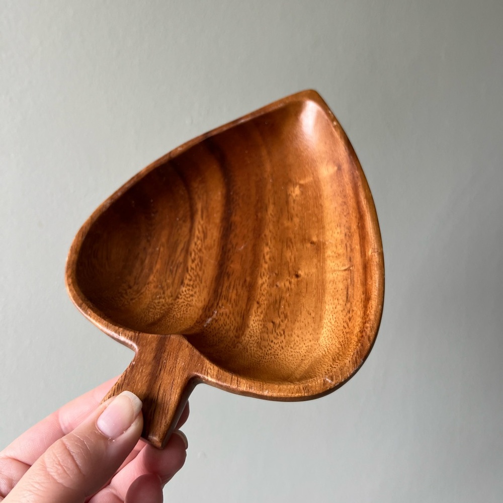 Spade wooden Monkey Pod Wood Bowl